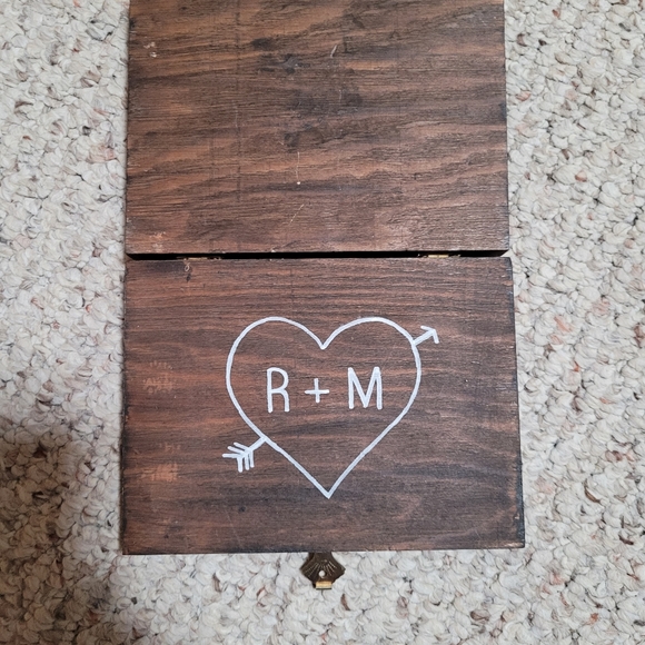 R + M Ring Box - Picture 5 of 5